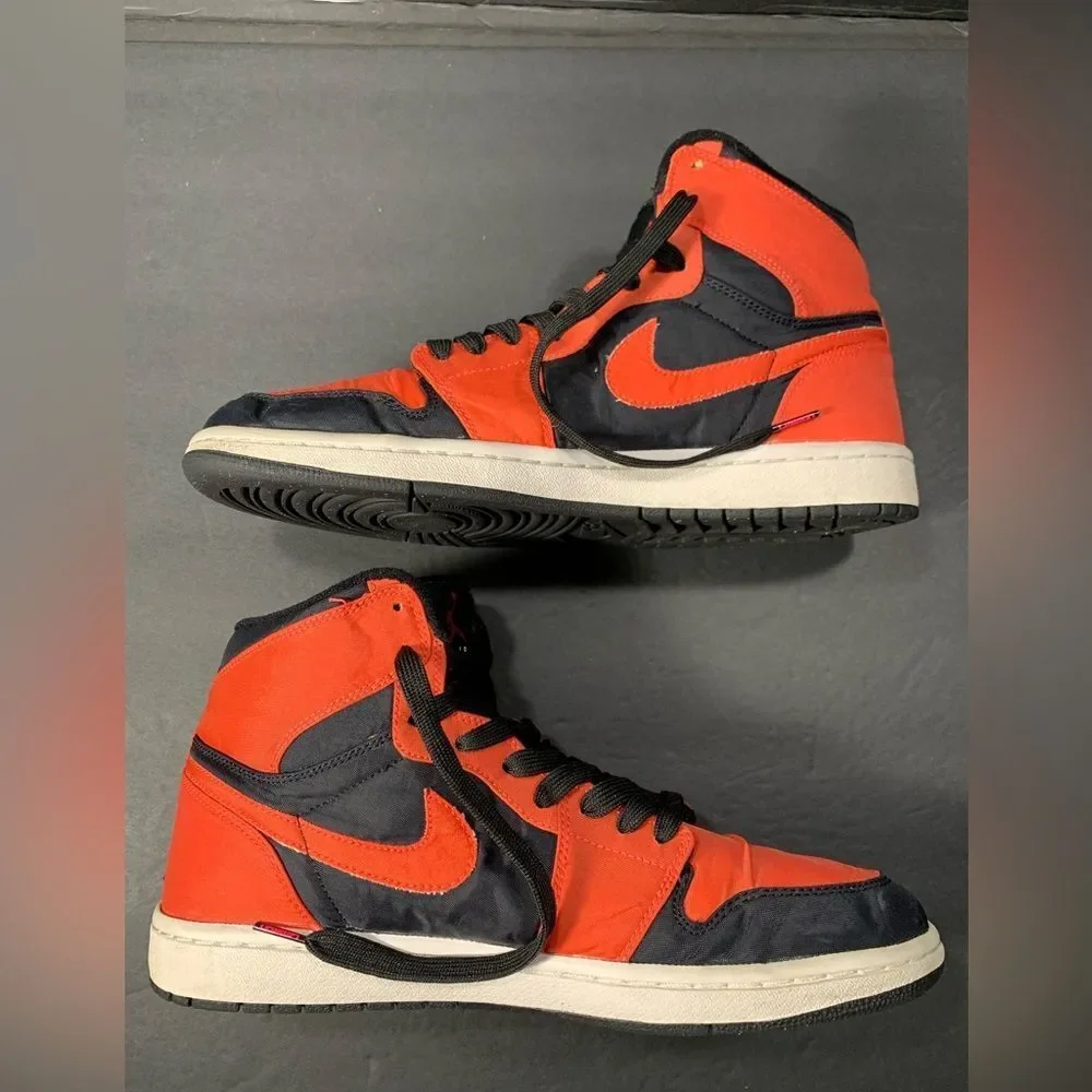 Nike Air Jordan 1 High Men Red Black Sneakers Shoe Size- 9.5
